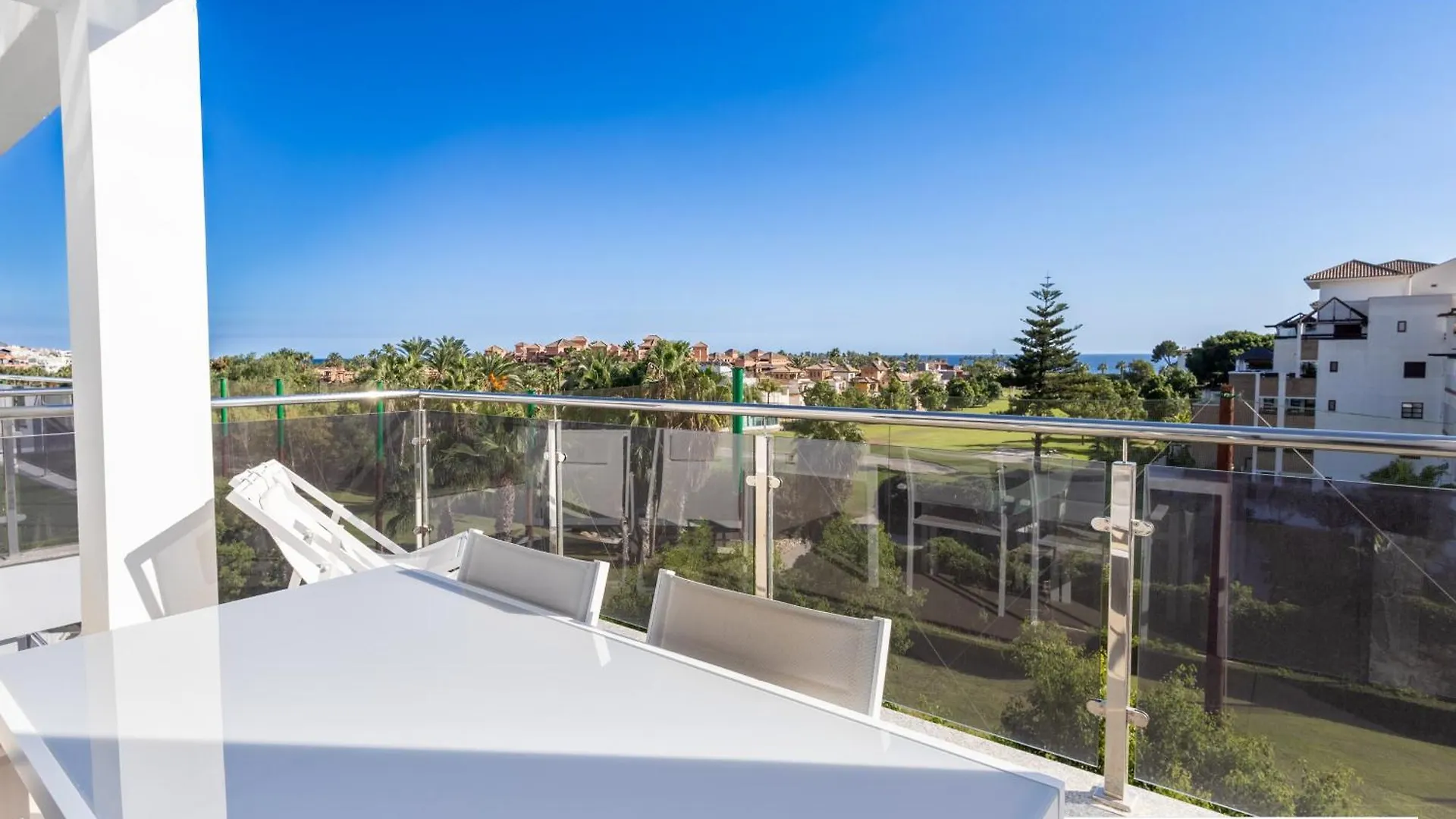 Apartment Homity Holidays - Playa Granada - Aguacate Beach Motril