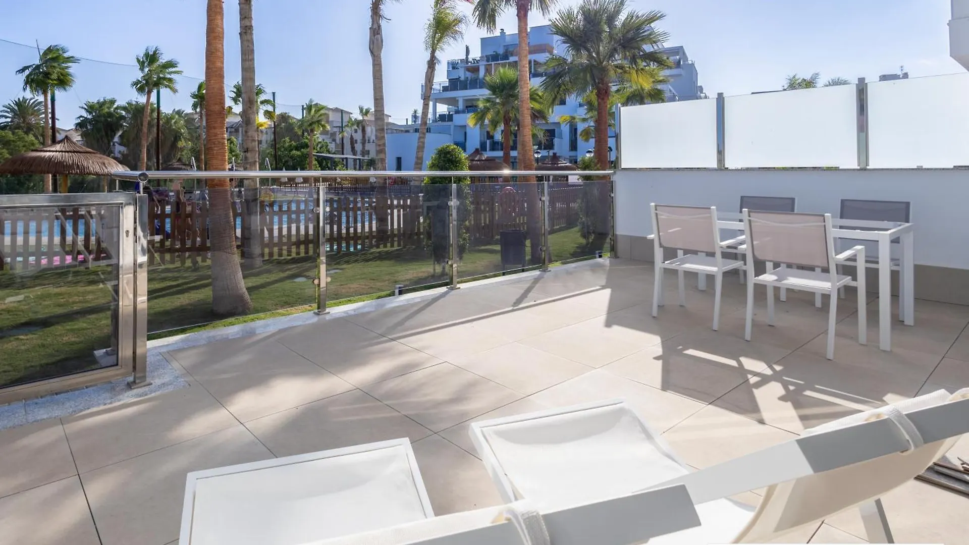 Apartment Homity Holidays - Playa Granada - Aguacate Beach Motril Spain
