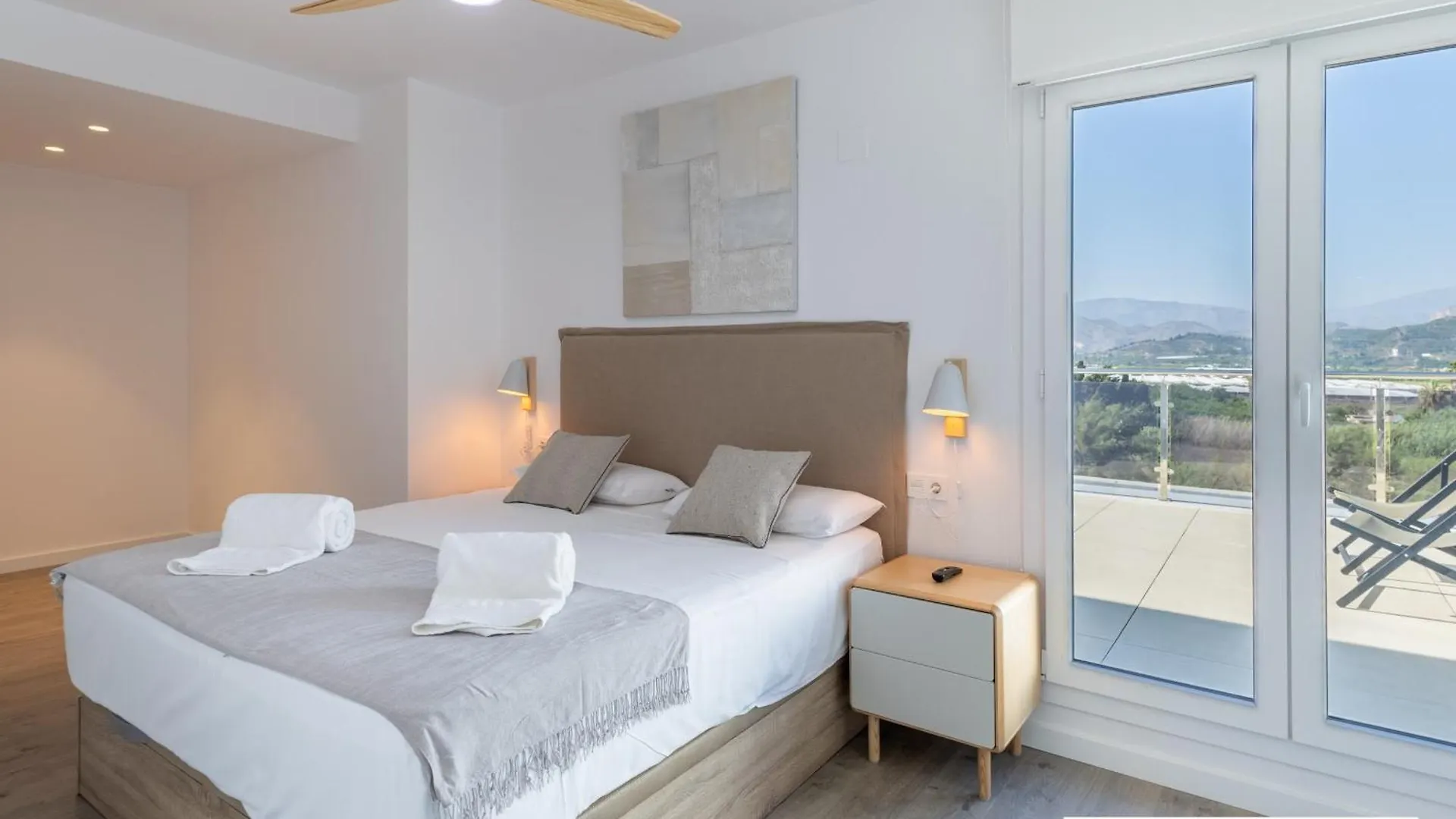 Homity Holidays - Playa Granada - Aguacate Beach Motril 0*,