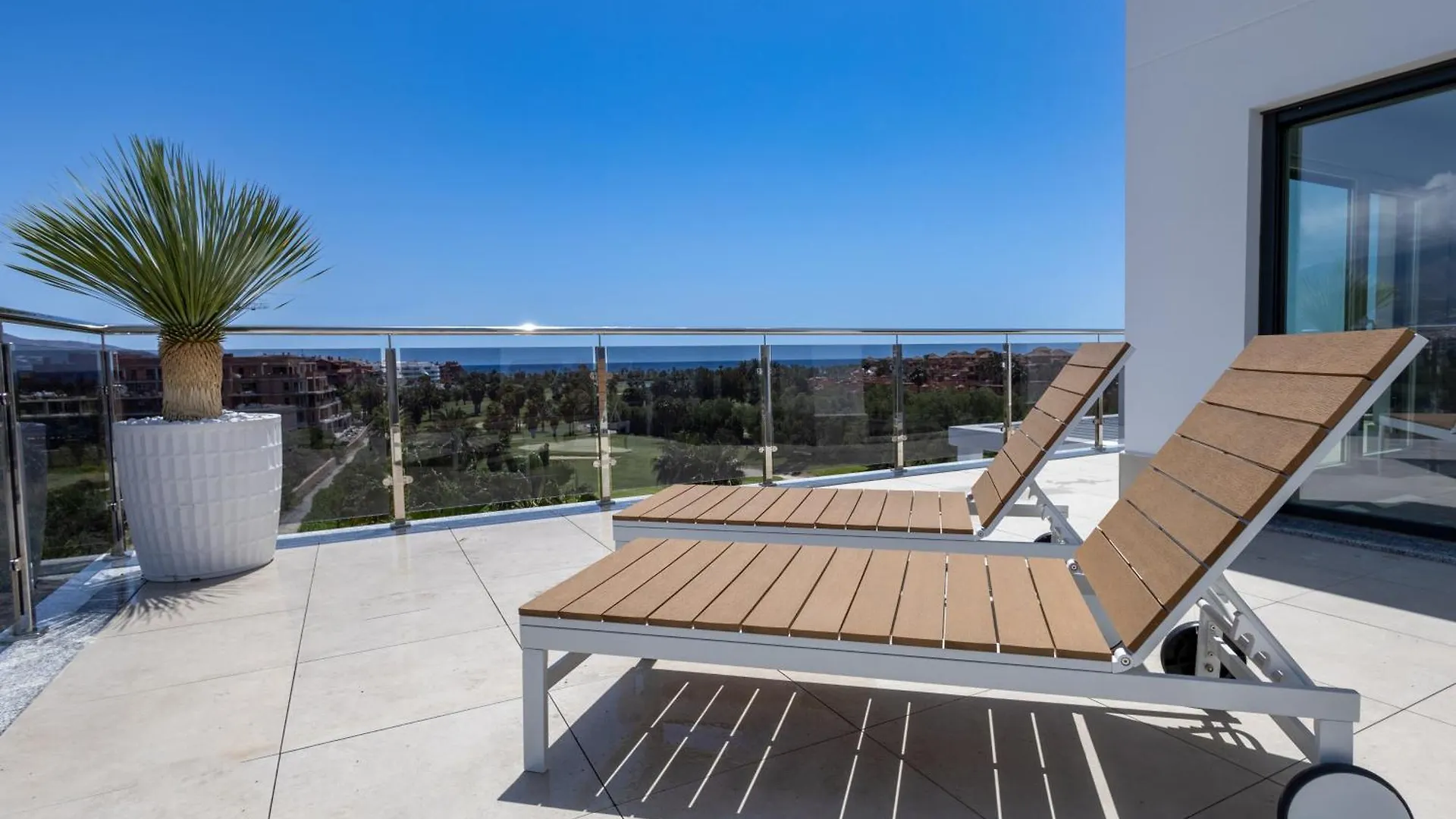 Homity Holidays - Playa Granada - Aguacate Beach Motril Espanha