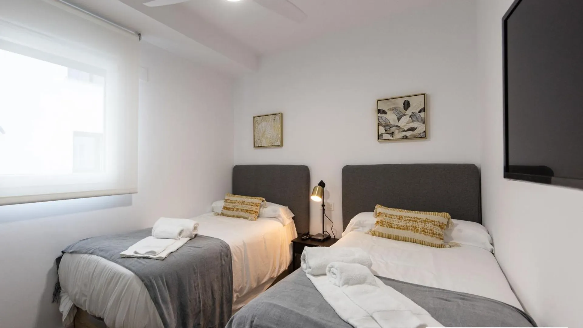 Apartment Homity Holidays - Playa Granada - Aguacate Beach Motril