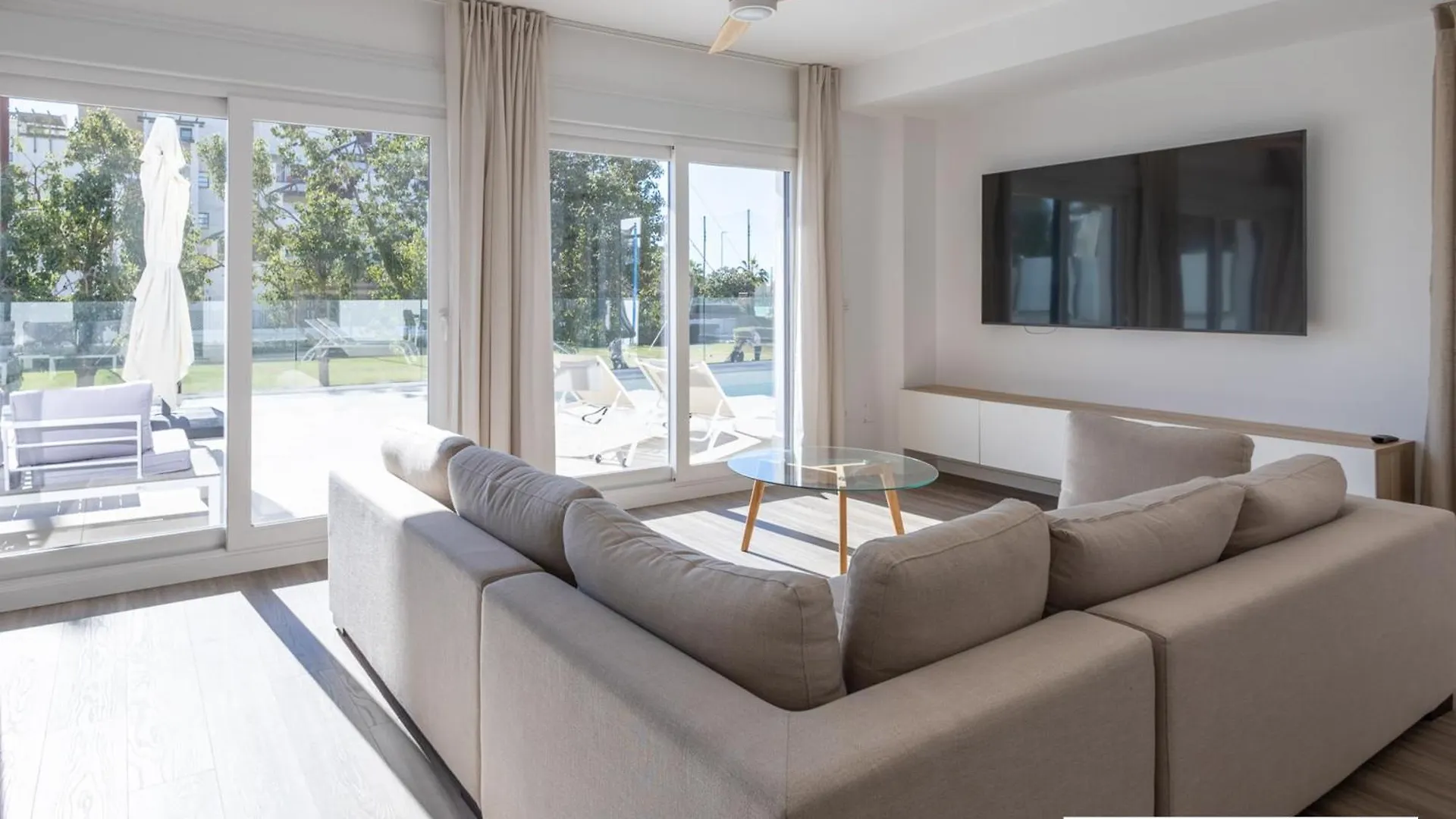 Homity Holidays - Playa Granada - Aguacate Beach Motril 0*,