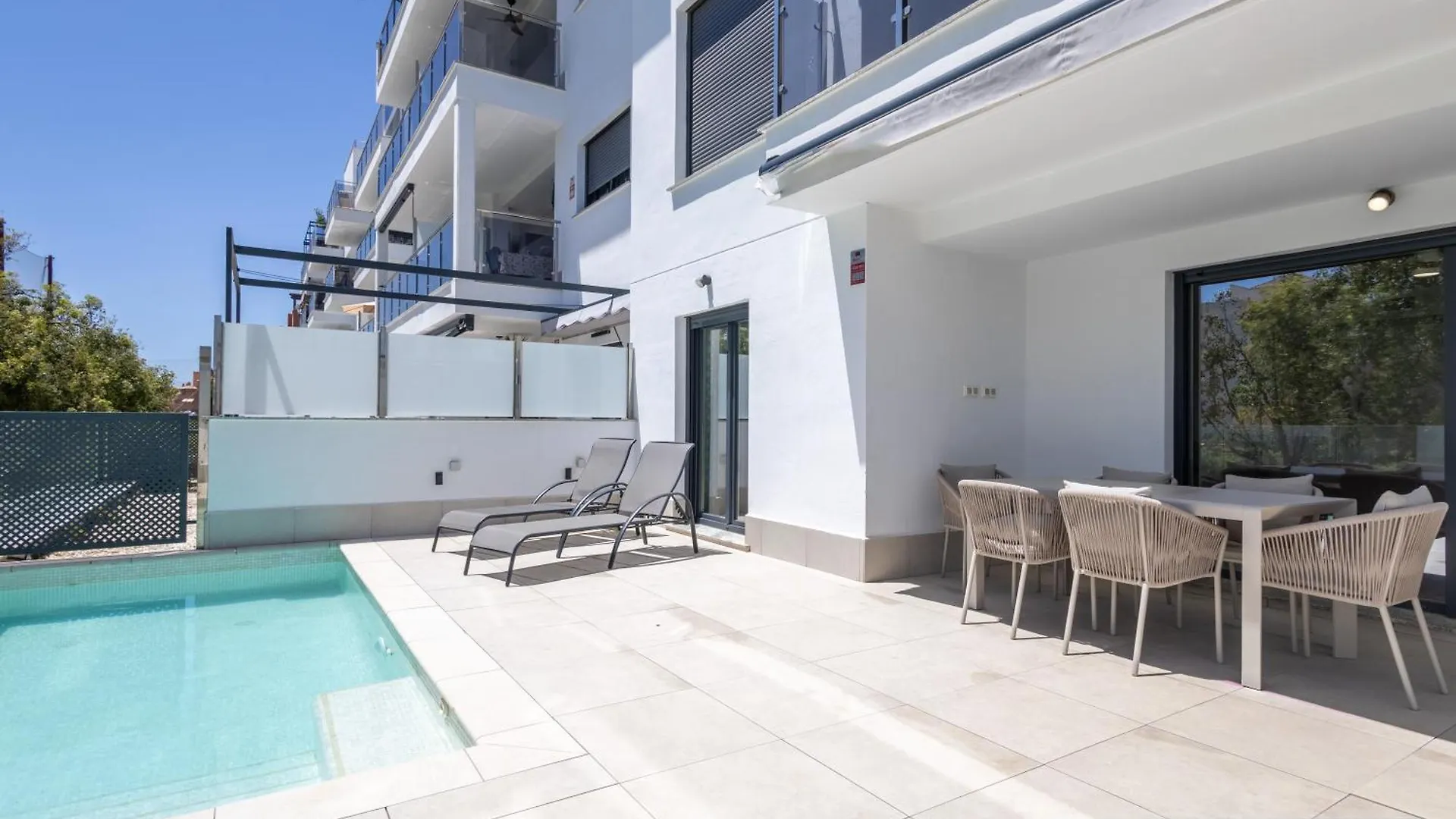 Homity Holidays - Playa Granada - Aguacate Beach Motril