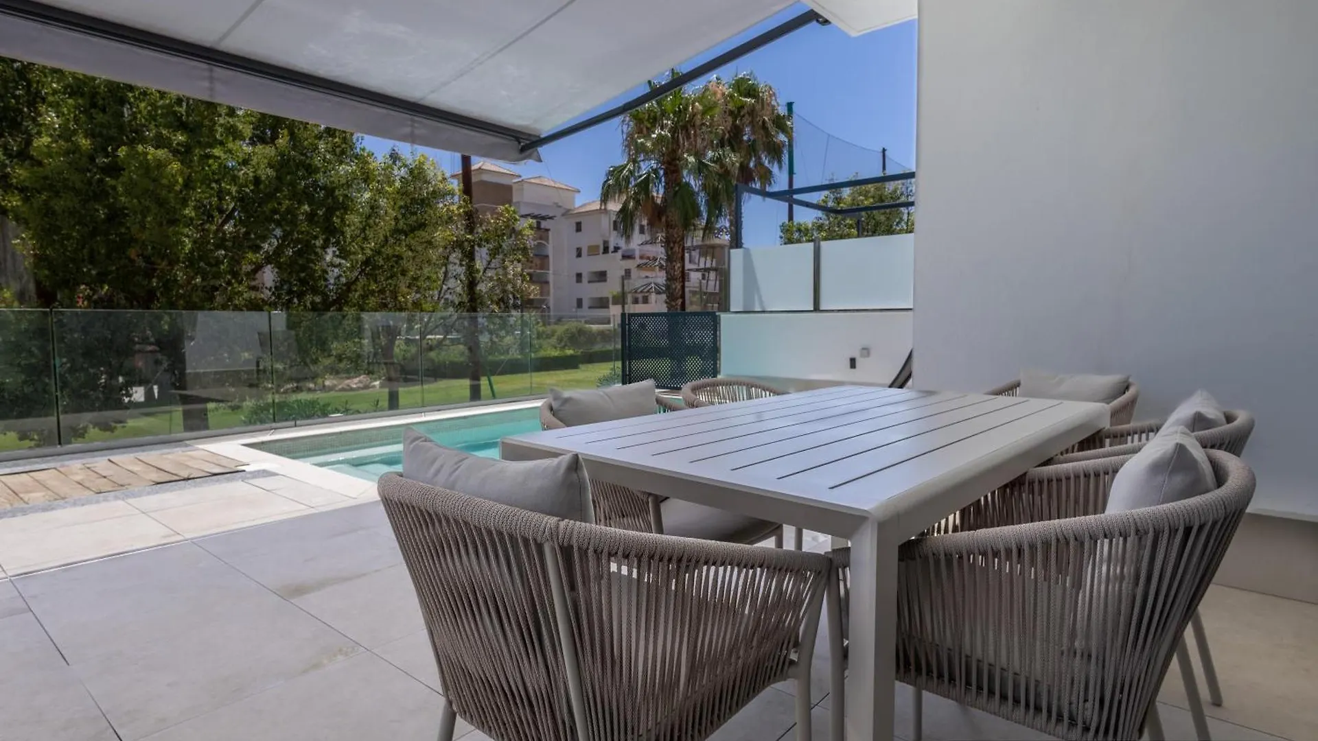 Homity Holidays - Playa Granada - Aguacate Beach Motril