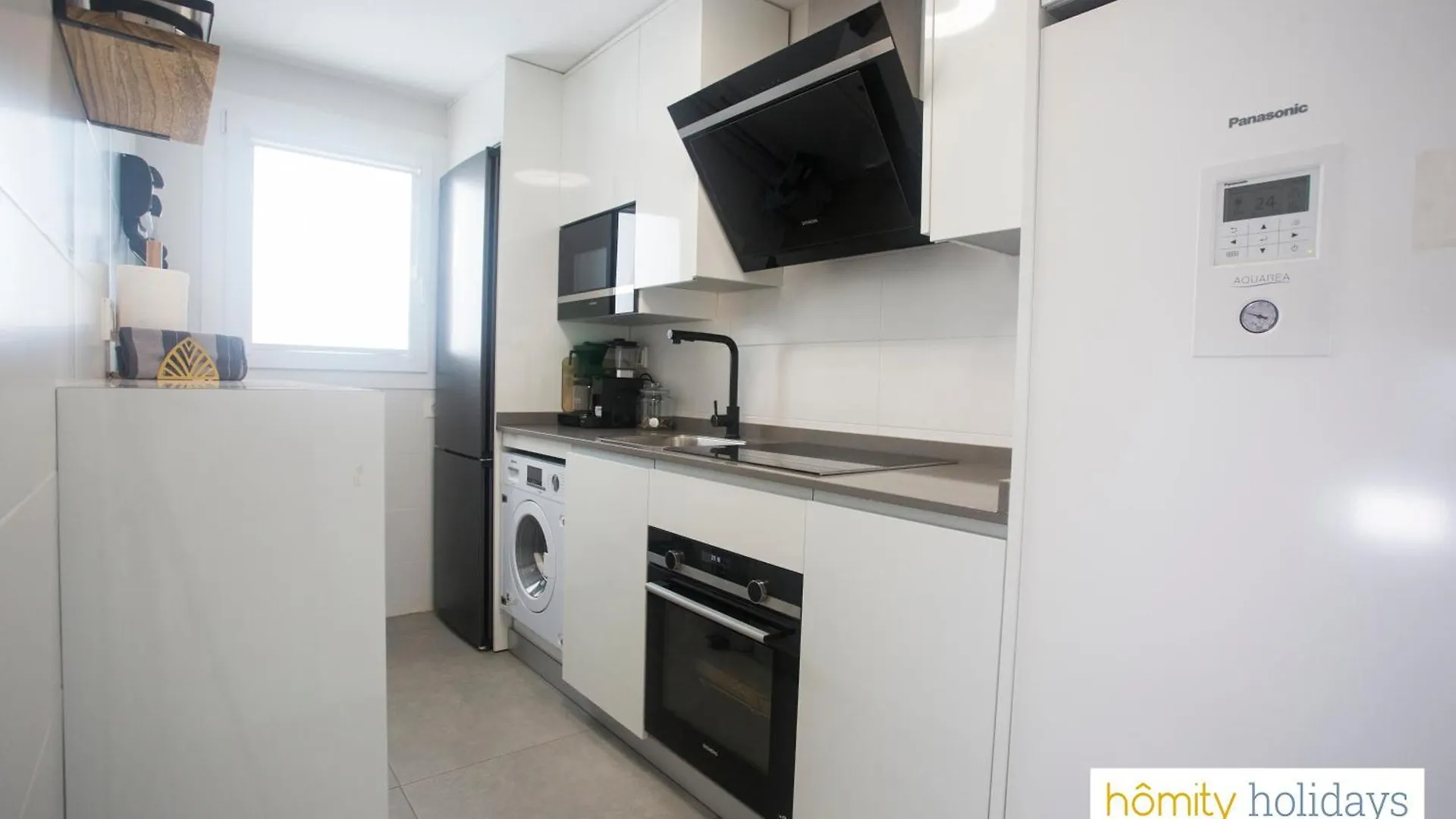 Homity Holidays - Playa Granada - Aguacate Beach Motril